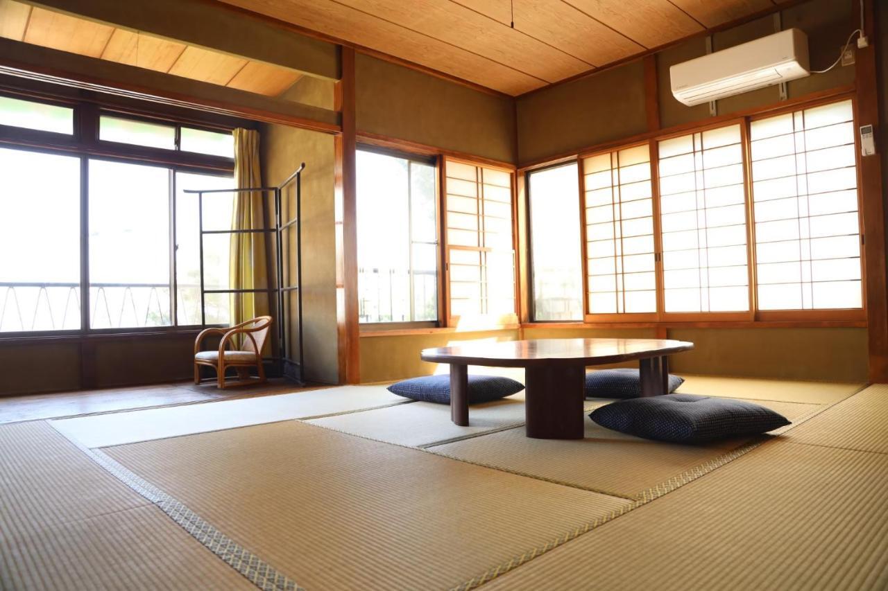 Guesthouse Nishihara Atami  Eksteriør billede